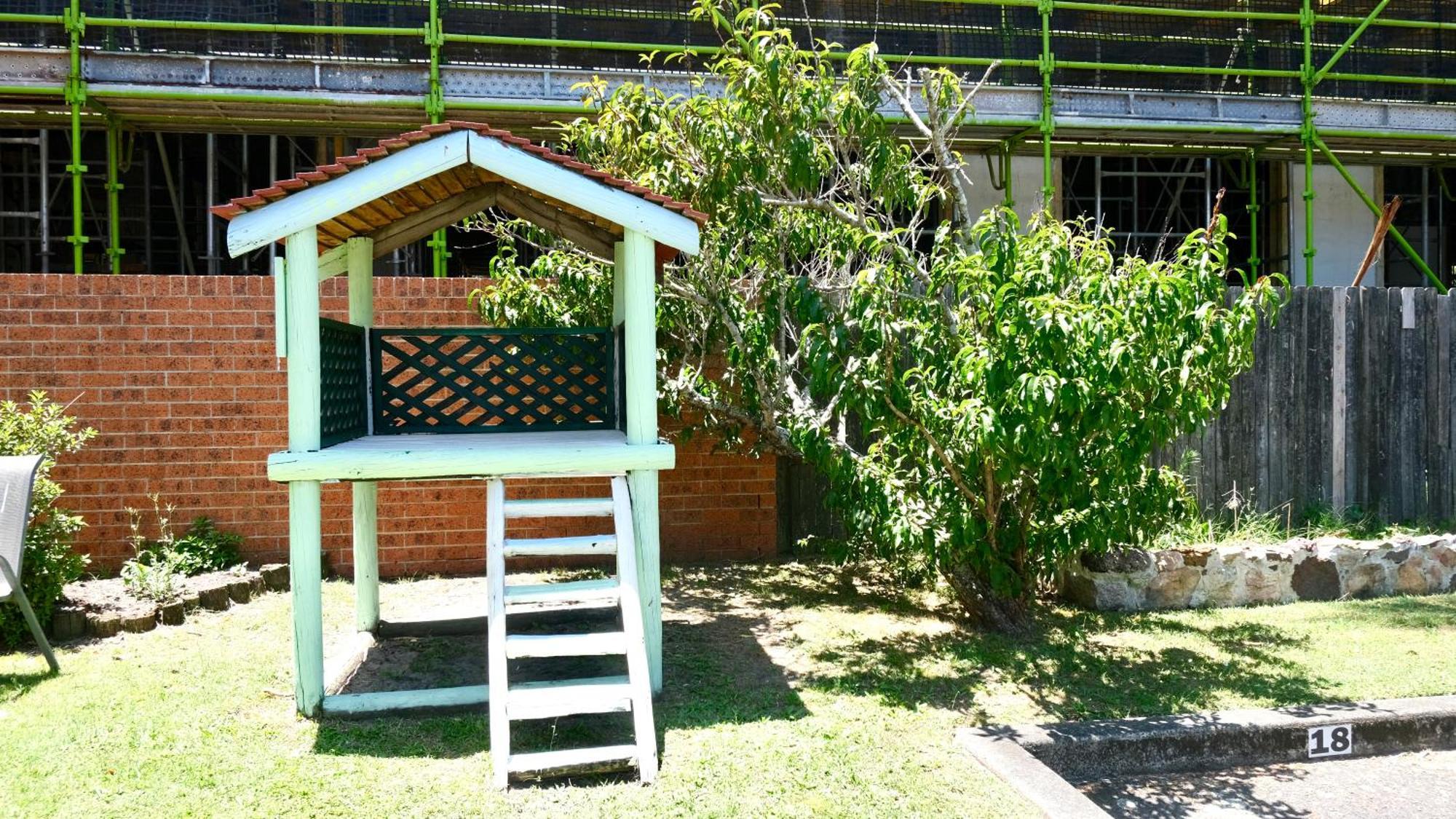 Sapphire Palms Motel Entrance Exterior foto